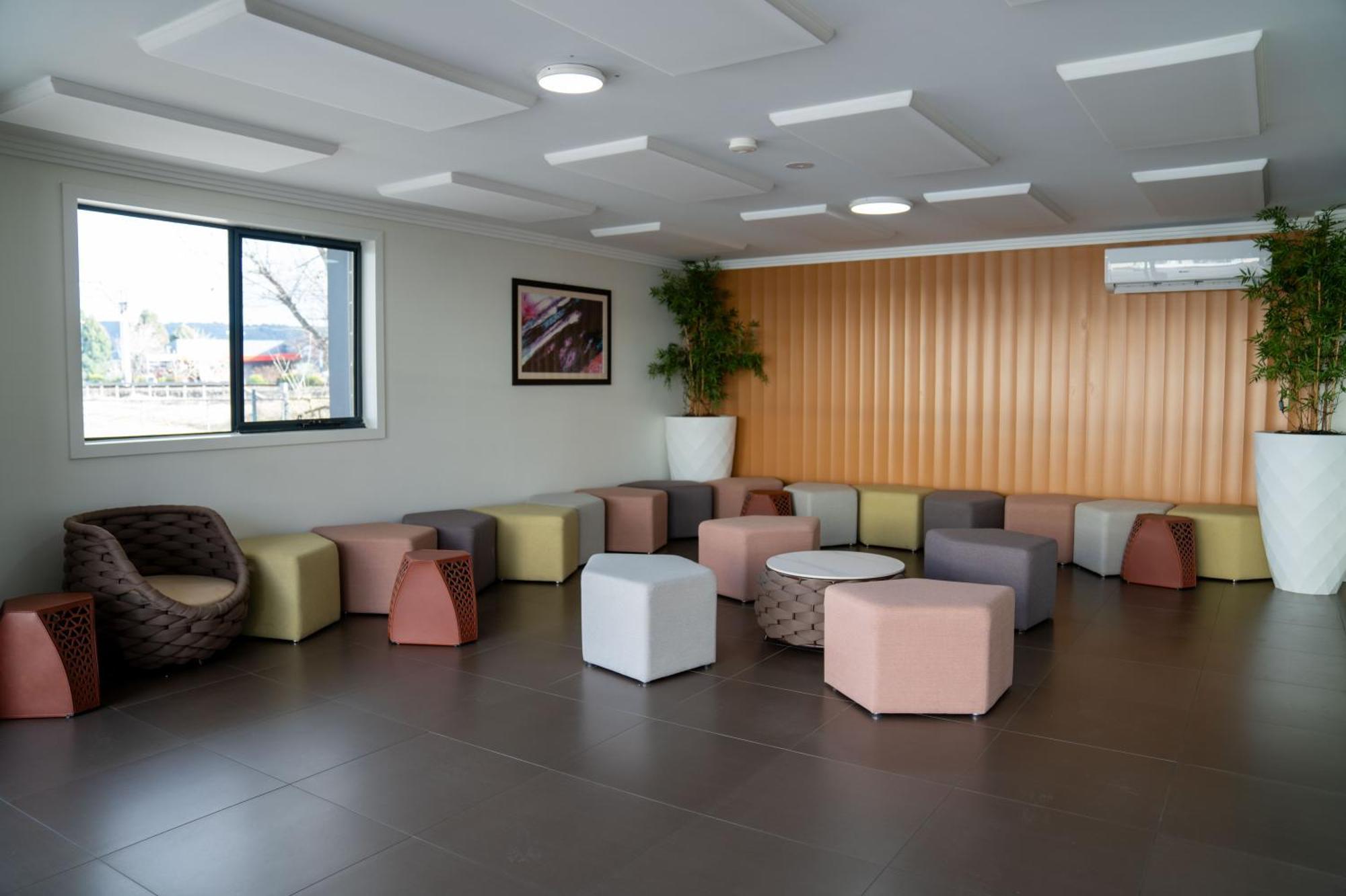 Value Suites Penrith Exteriér fotografie