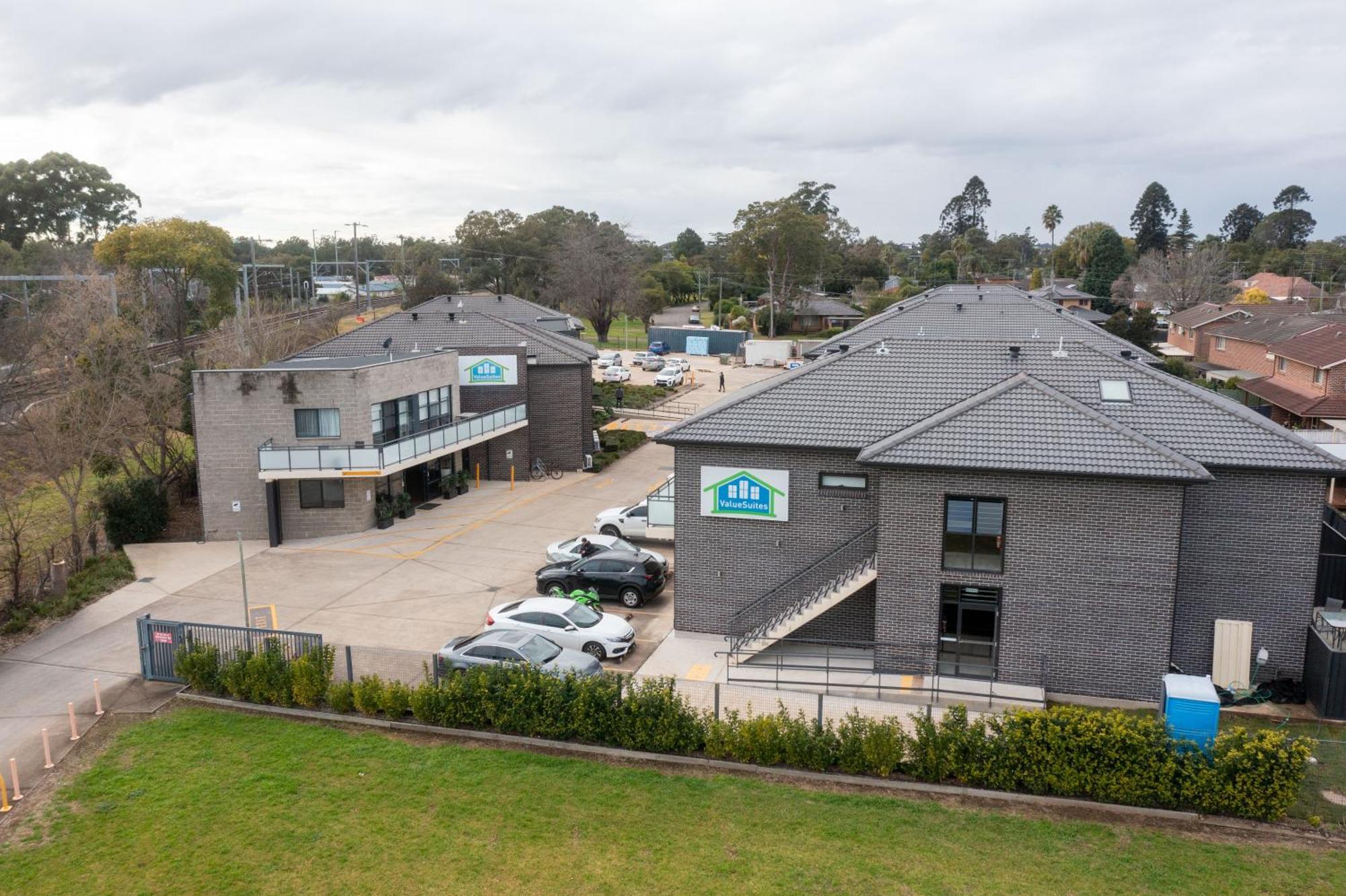 Value Suites Penrith Exteriér fotografie